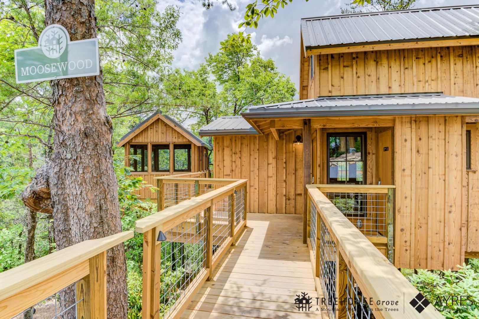 Holiday home The Moosewood In Treehouse Grove At Norton Creek