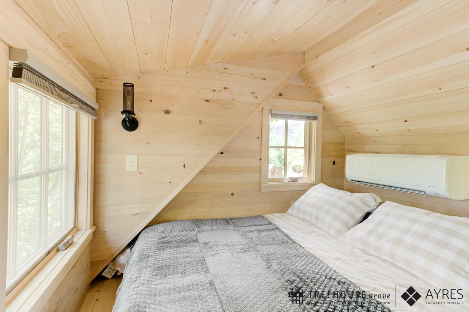 The Mulberry In Treehouse Grove At Norton Creek Holiday home *
