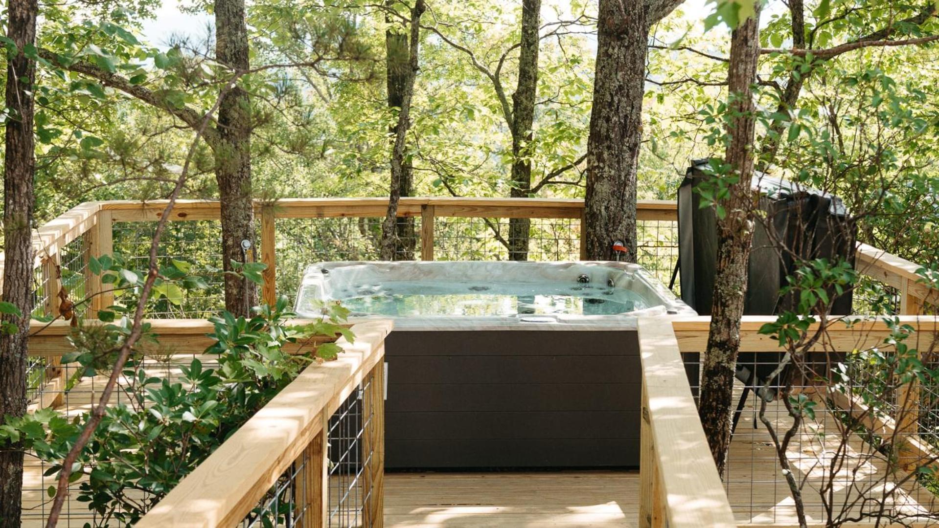 The Hickory In Treehouse Grove At Norton Creek Gatlinburg