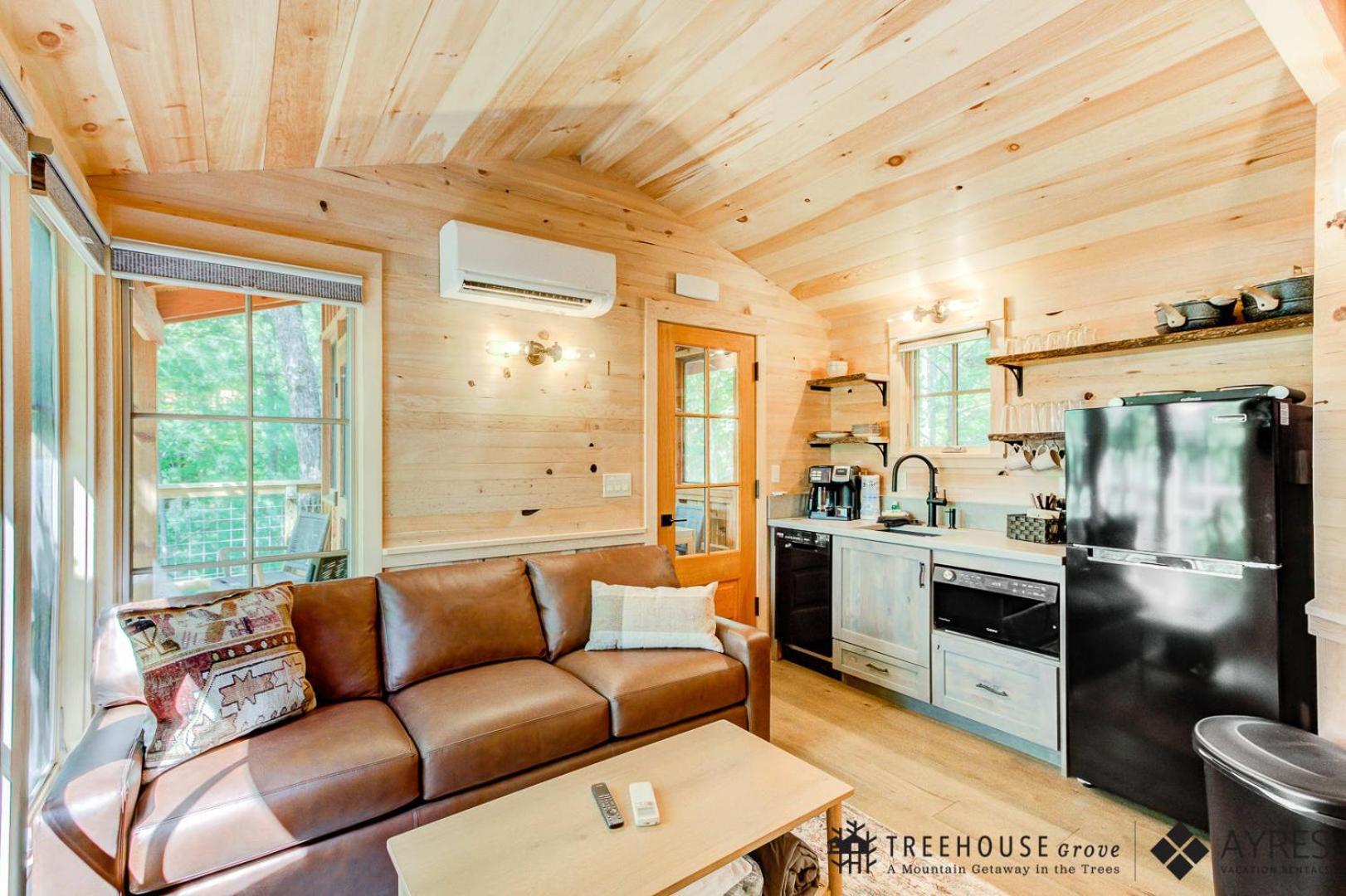 The Cherry In Treehouse Grove At Norton Creek Gatlinburg