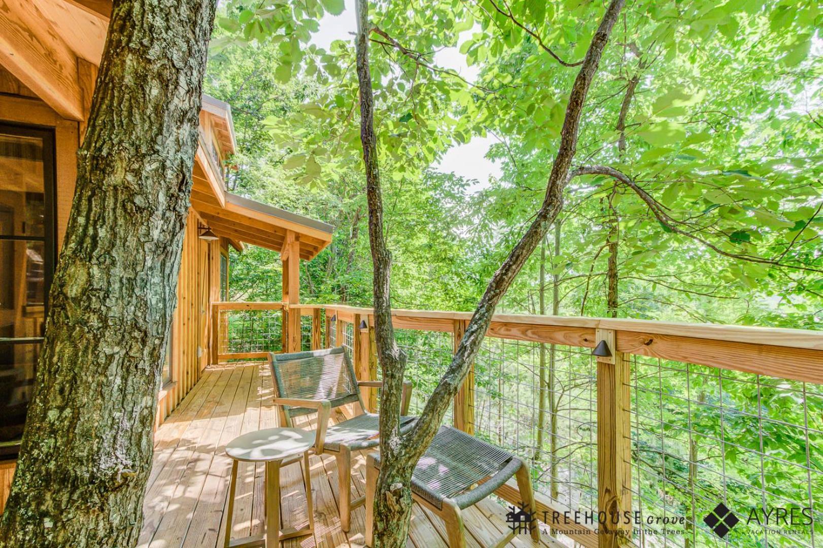 The Cherry In Treehouse Grove At Norton Creek Holiday home Gatlinburg