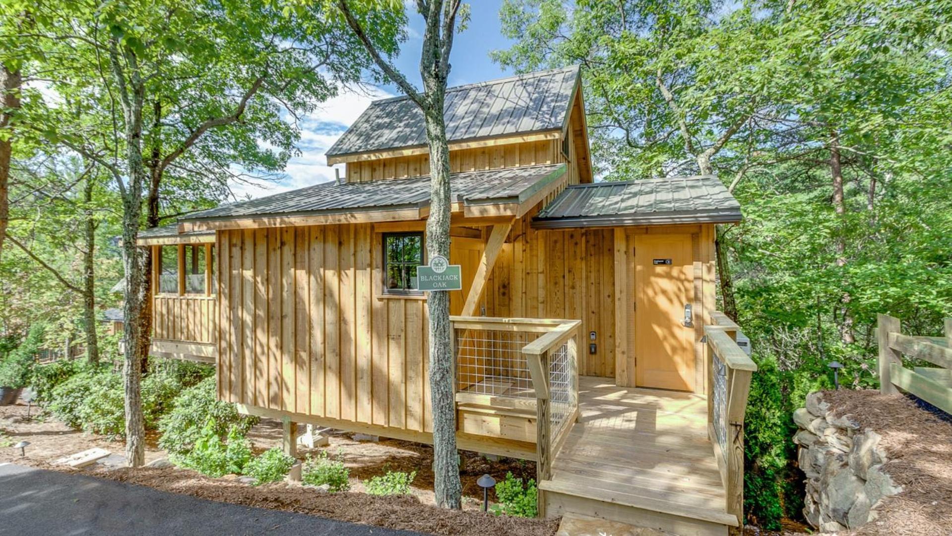 The Blackjack Oak In Treehouse Grove At Norton Creek Gatlinburg