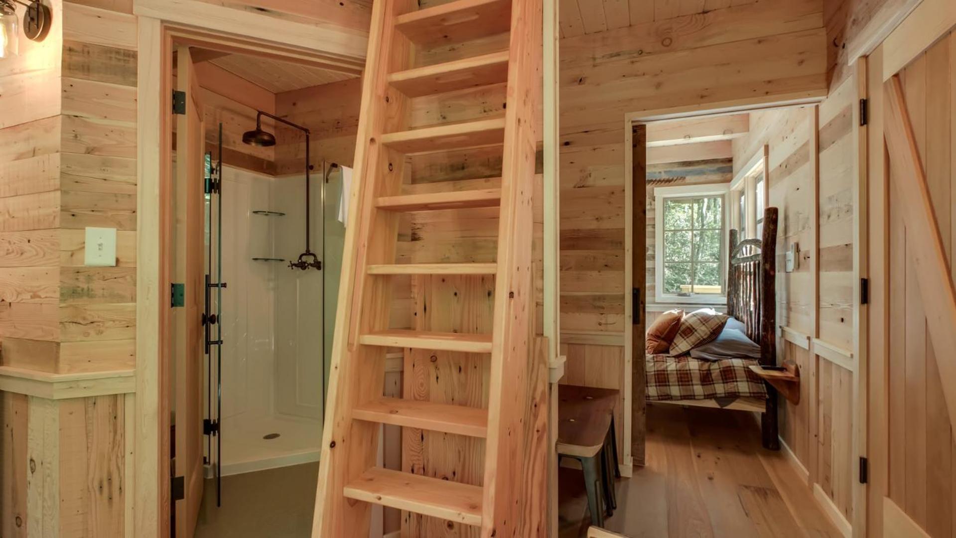 The Cedar In Treehouse Grove At Norton Creek Gatlinburg