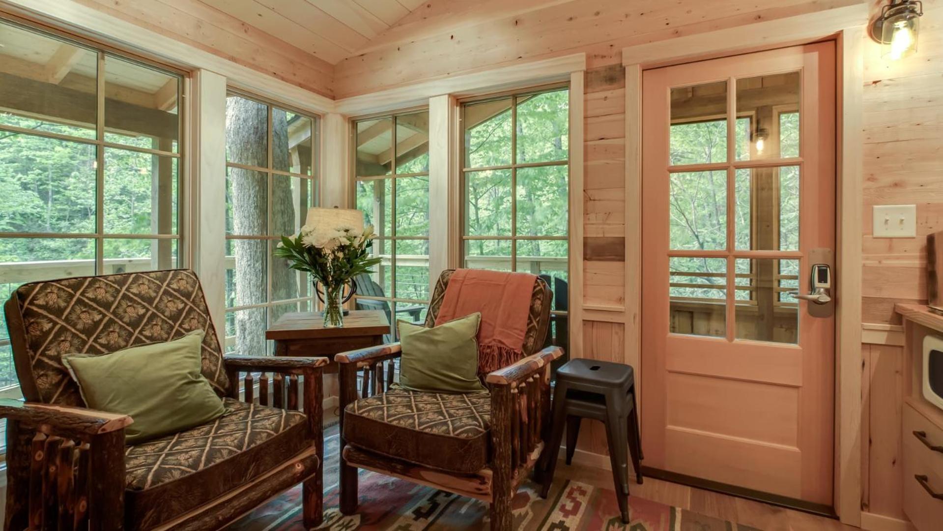 The Cedar In Treehouse Grove At Norton Creek * Gatlinburg