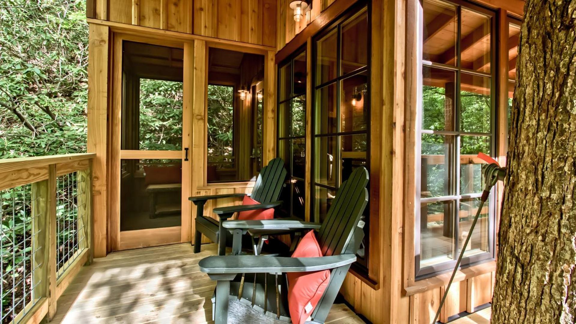 The Cedar In Treehouse Grove At Norton Creek *
