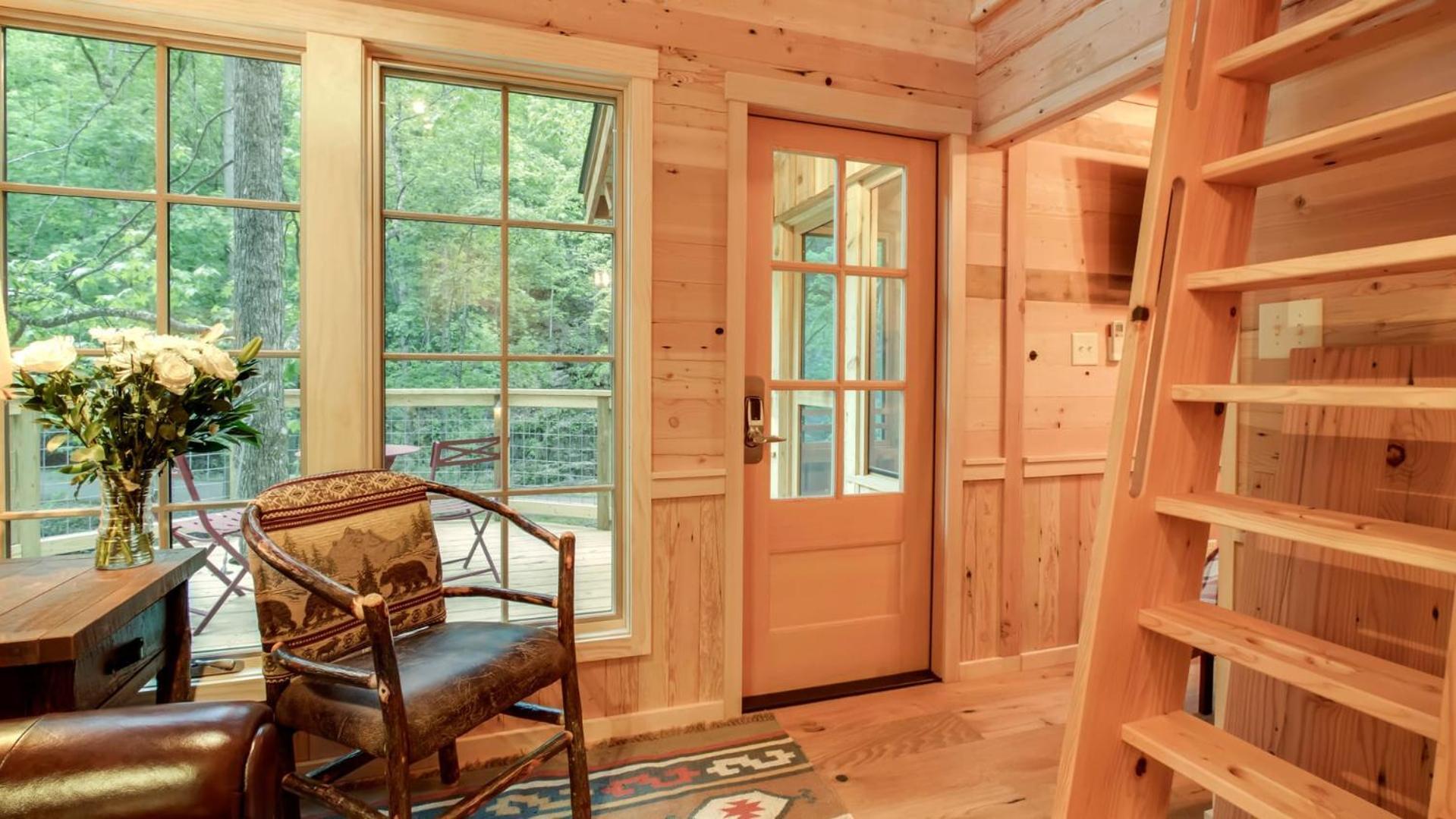 The Poplar In Treehouse Grove At Norton Creek Holiday home *