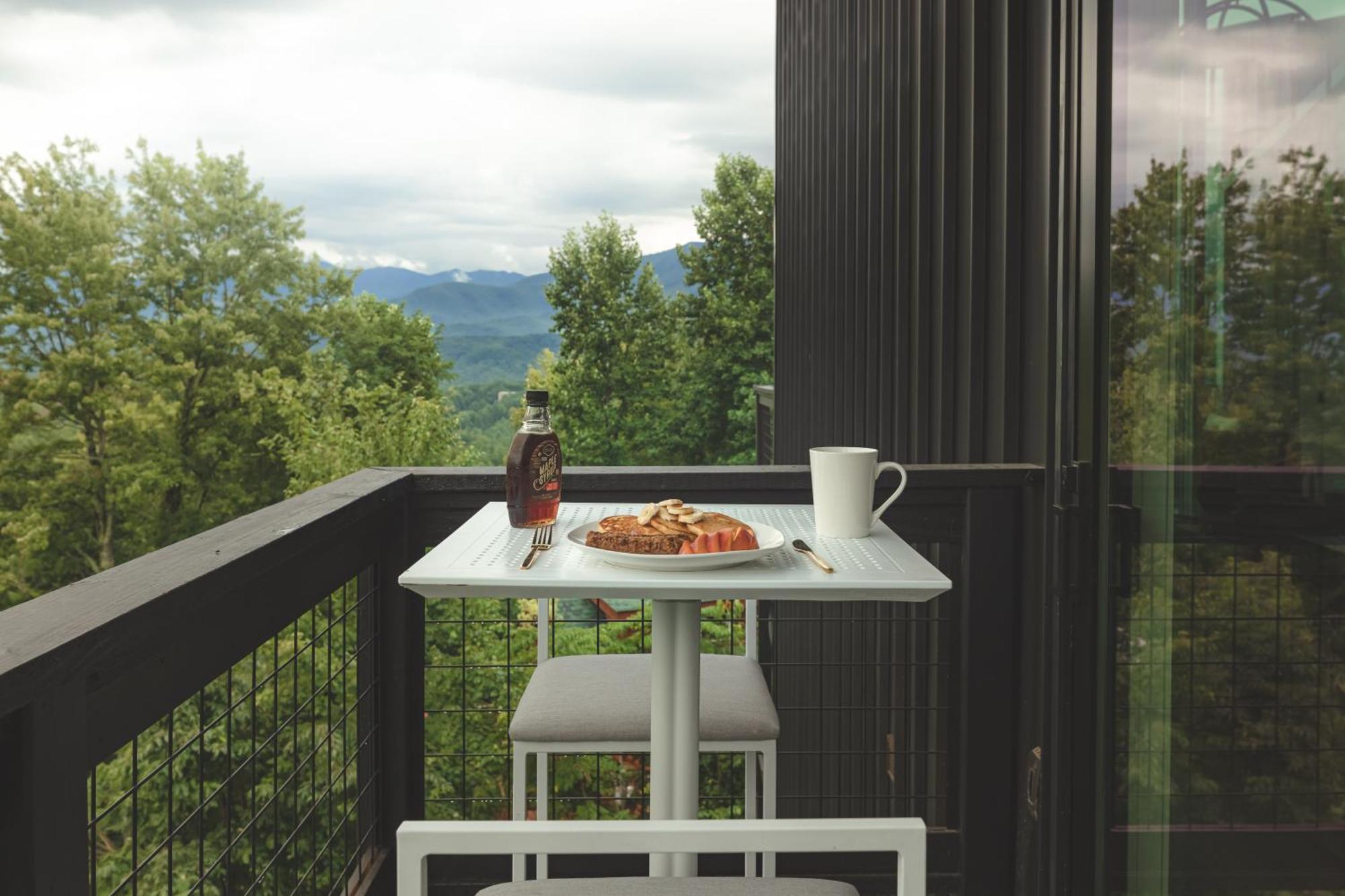 Vayhaus Gatlinburg
