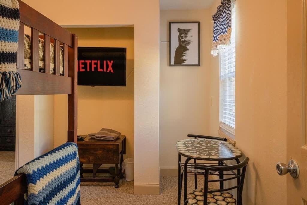H - Holiday home