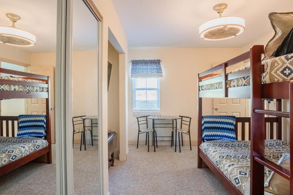 Holiday home H - Gatlinburg