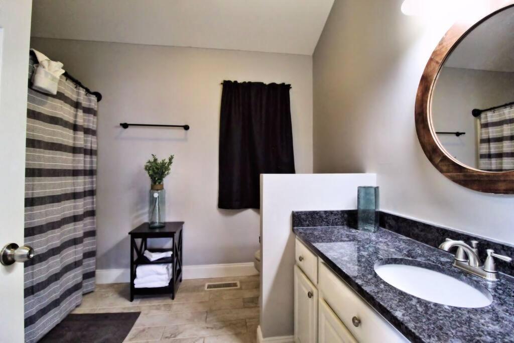 Mountain Escape Chalet-paradise! Holiday home Gatlinburg