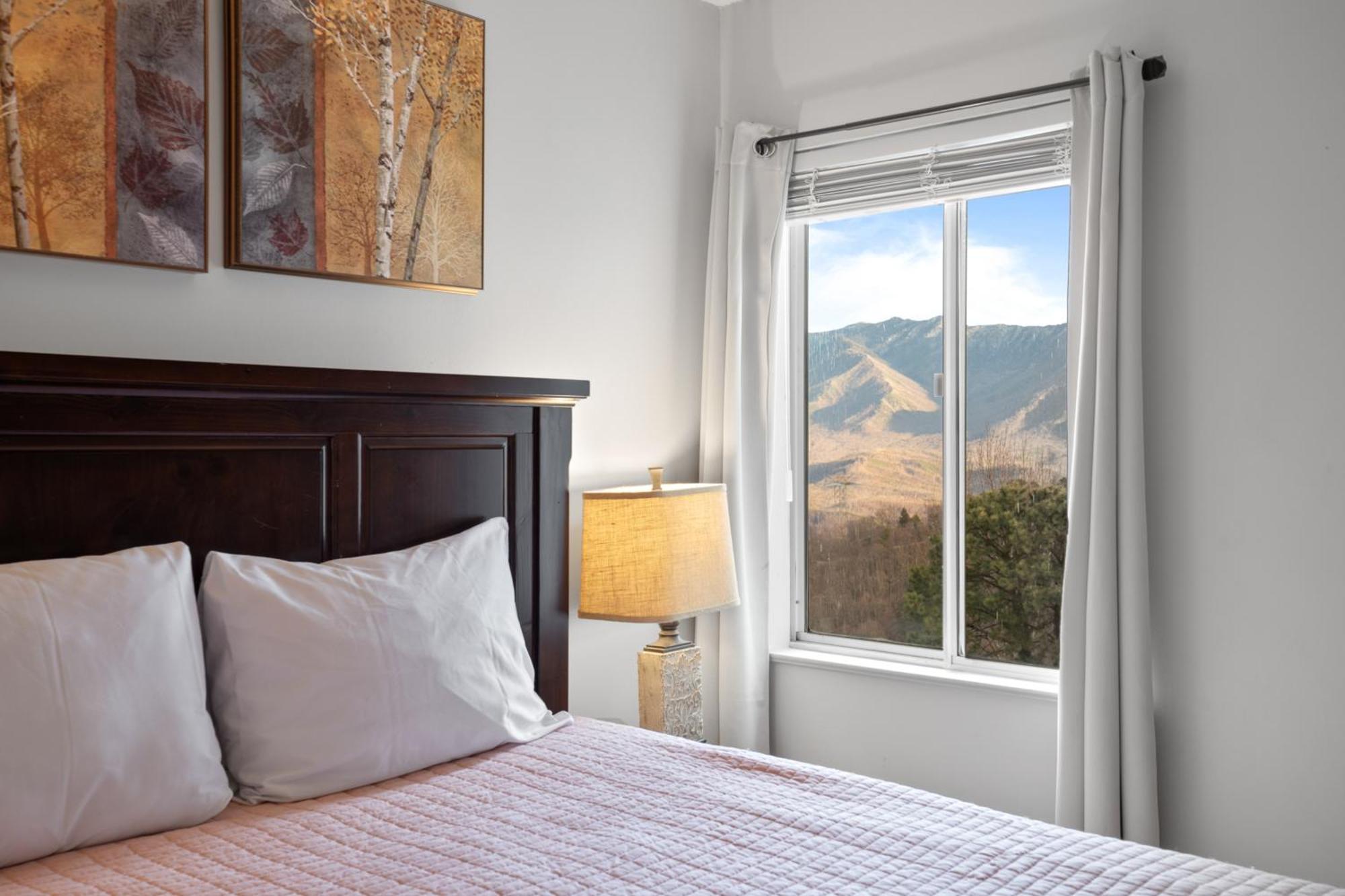 Summit Smoky Mountains View Gatlinburg