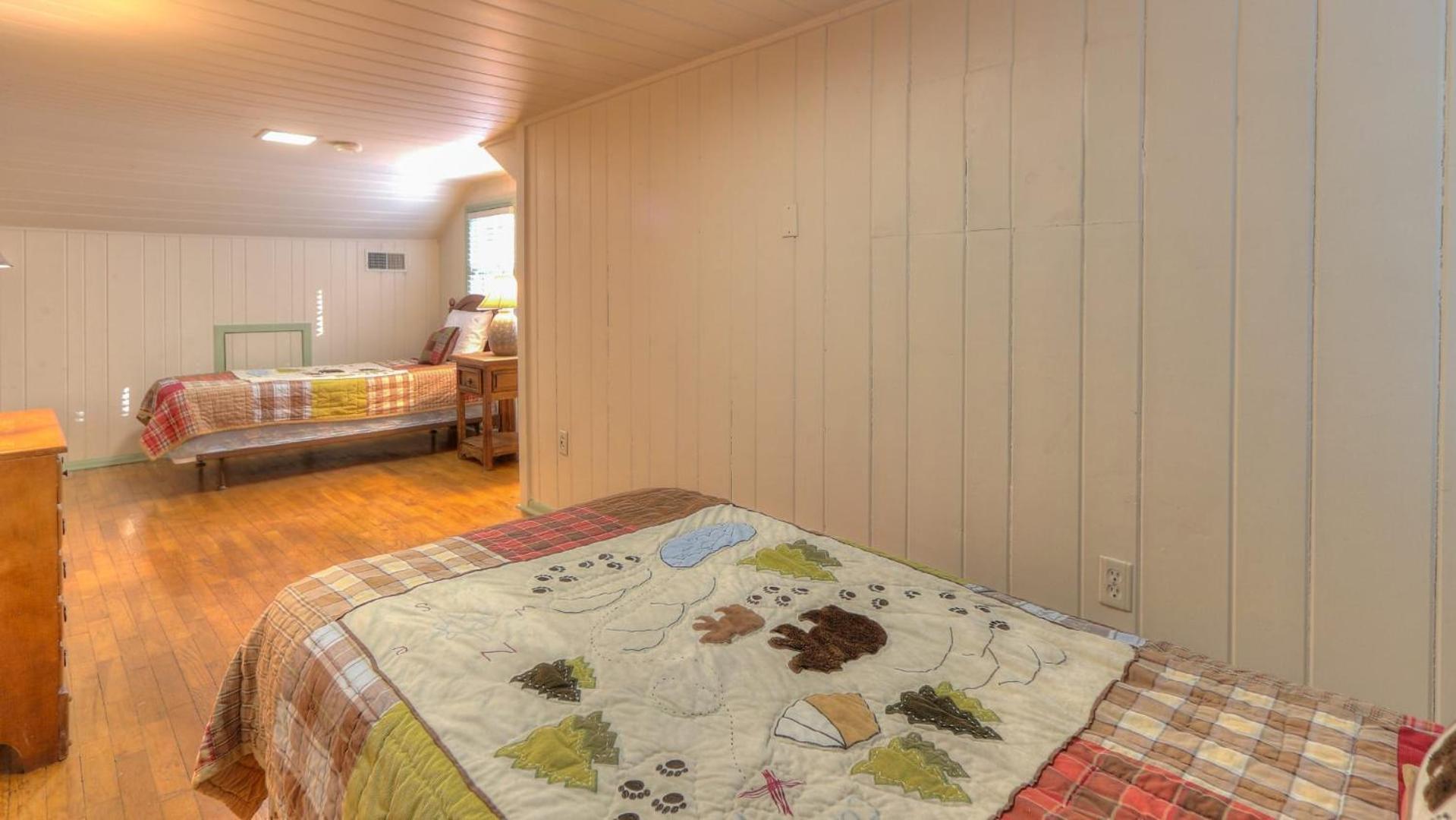 The Fish House At Norton Creek 6 Bedroom * Gatlinburg