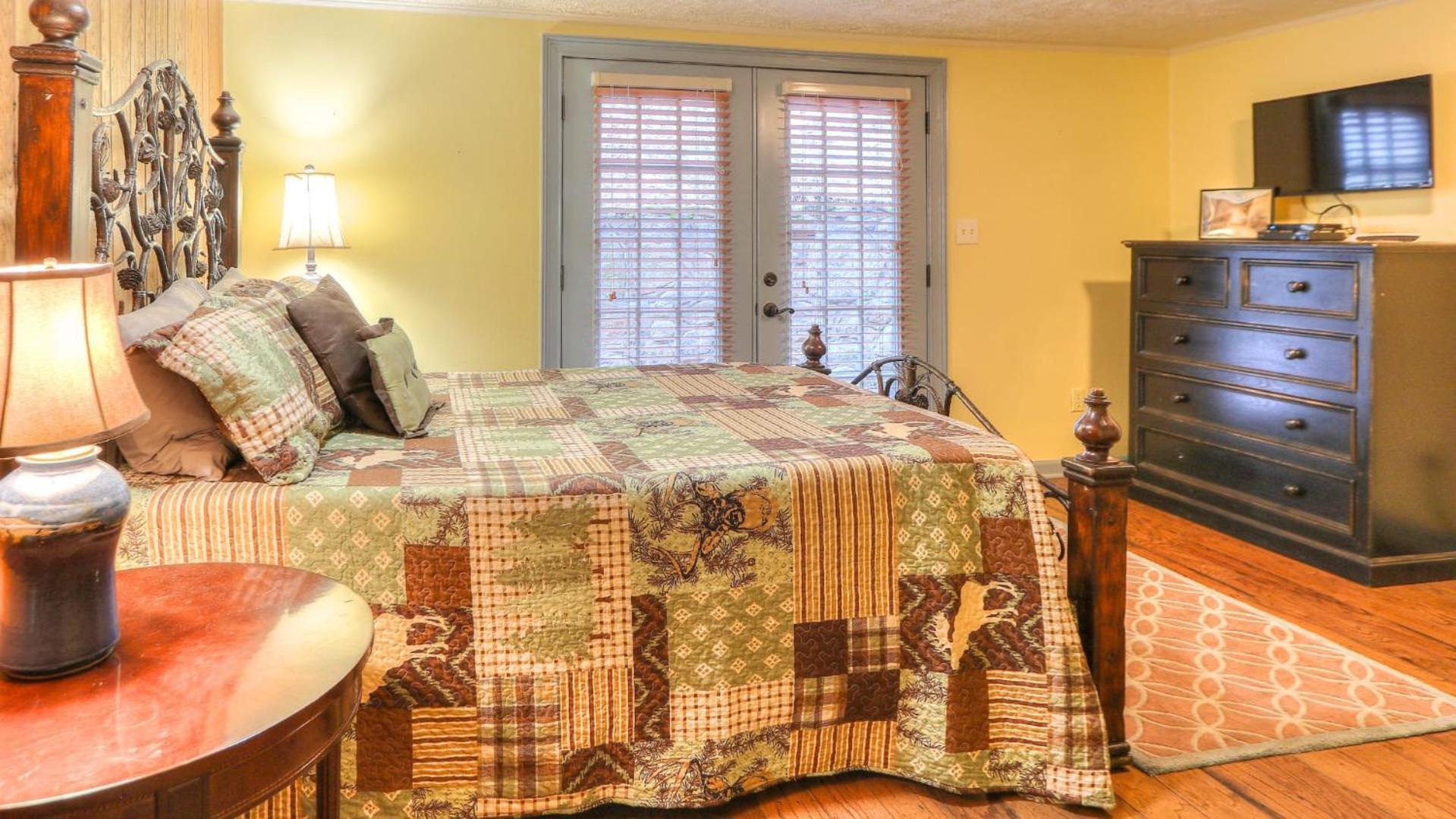 The Fish House At Norton Creek 6 Bedroom * Gatlinburg