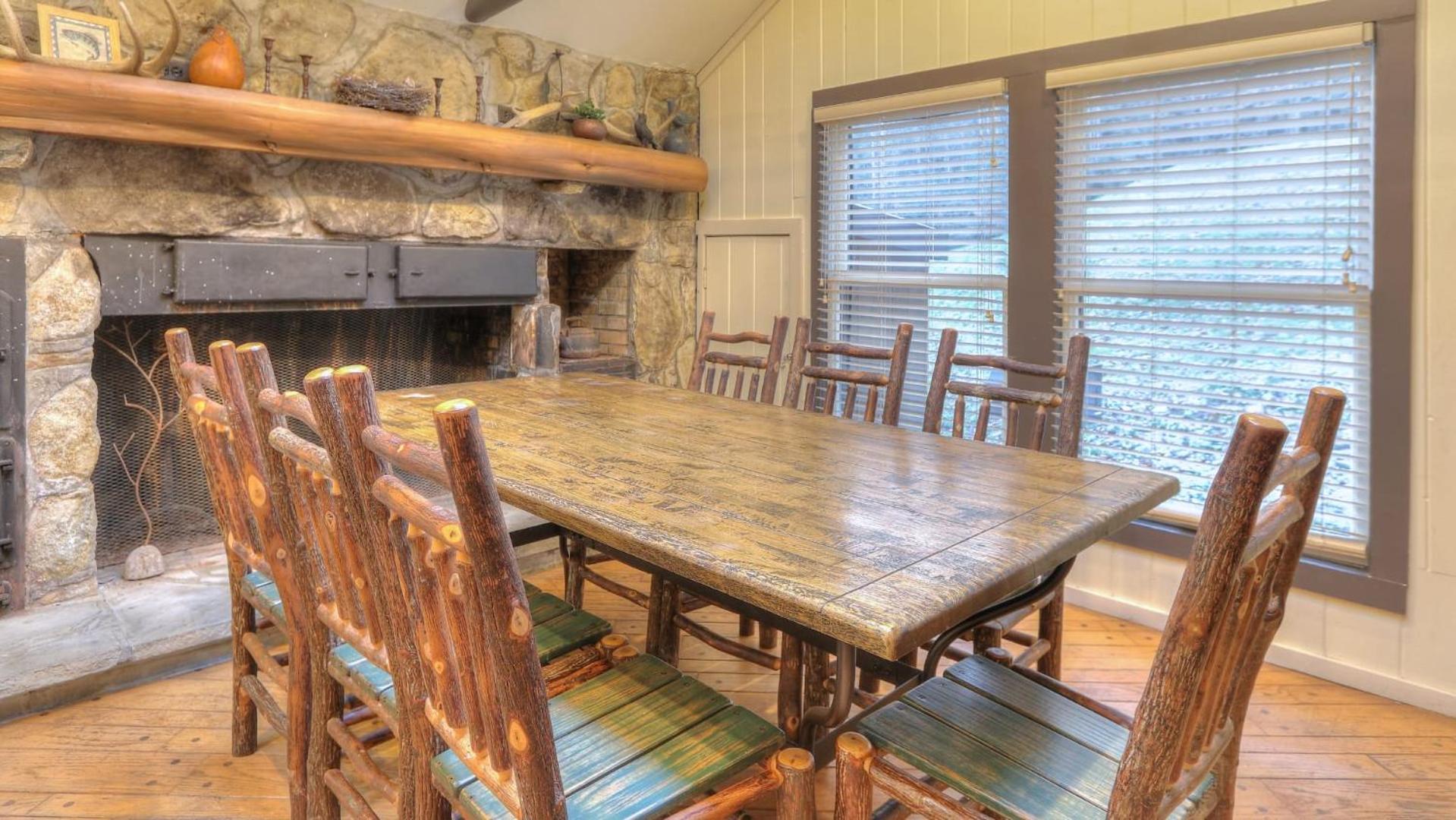 The Fish House At Norton Creek 6 Bedroom Gatlinburg