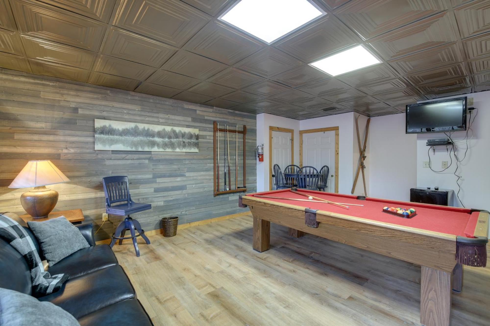 Pet-friendly Retreat With Hot Tub! Gatlinburg
