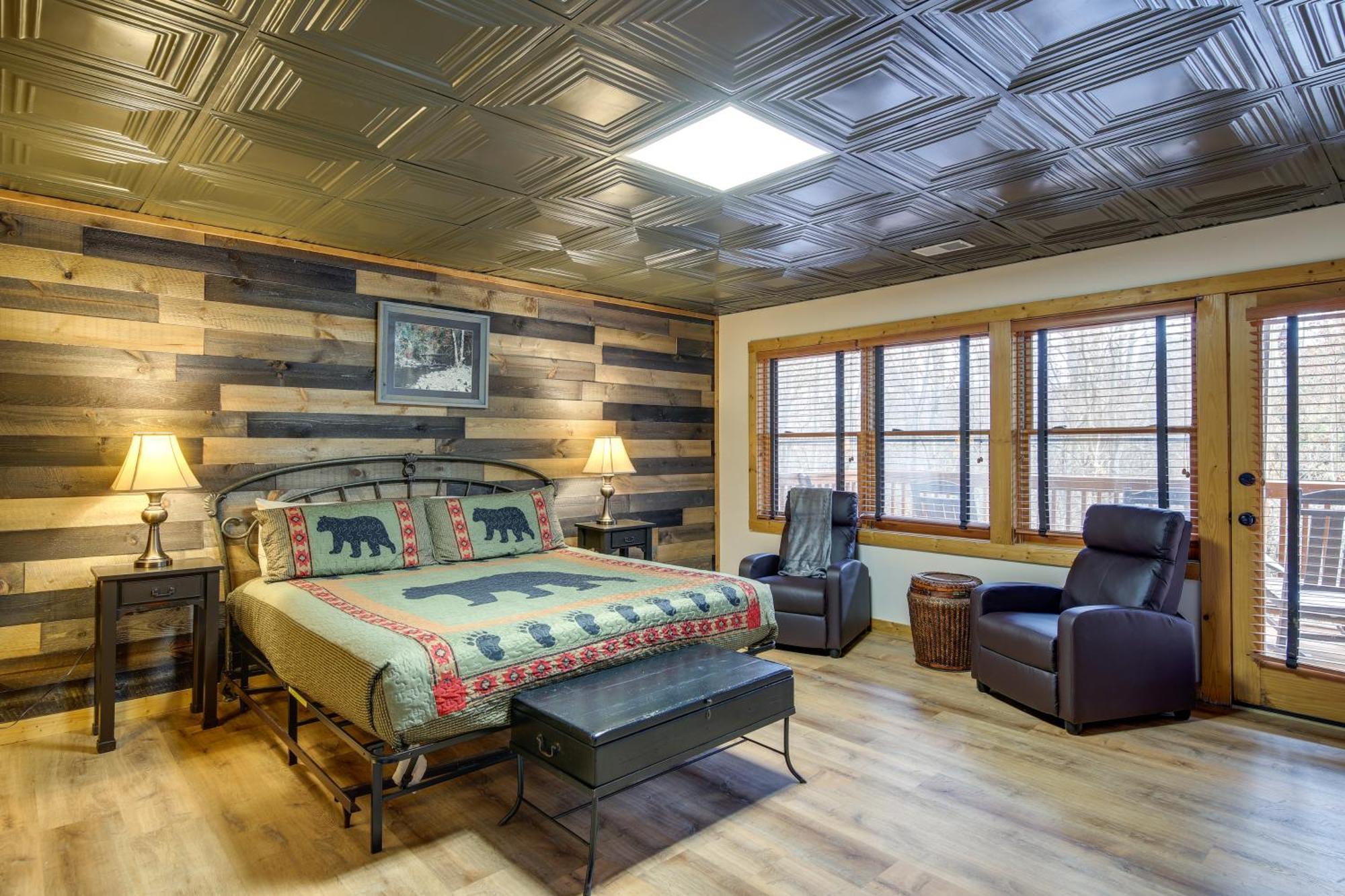 Pet-friendly Retreat With Hot Tub! Gatlinburg