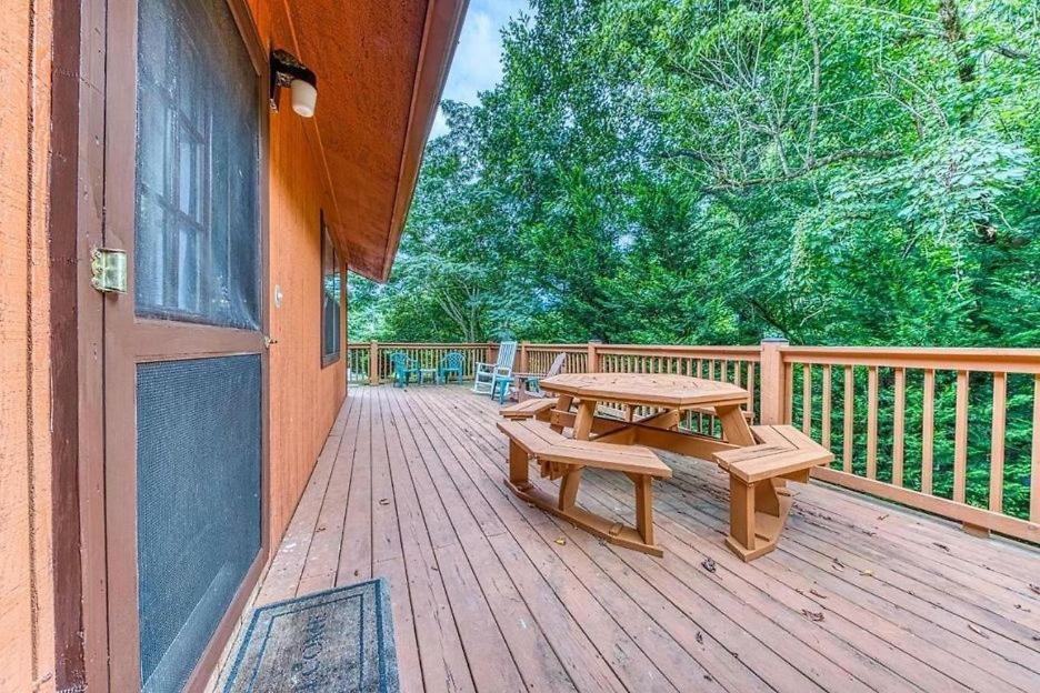 Lazy Creek Retreat Holiday home