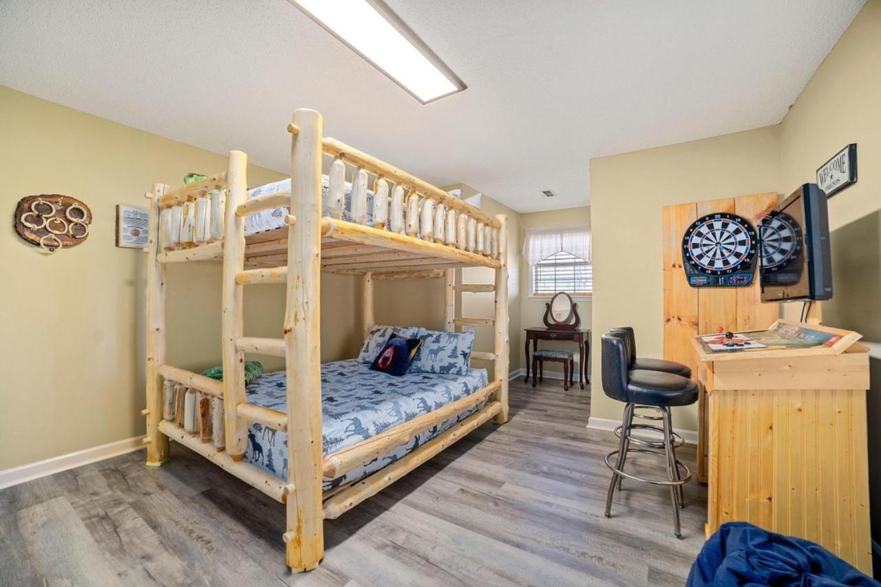 Holiday home Three-bedroom House *