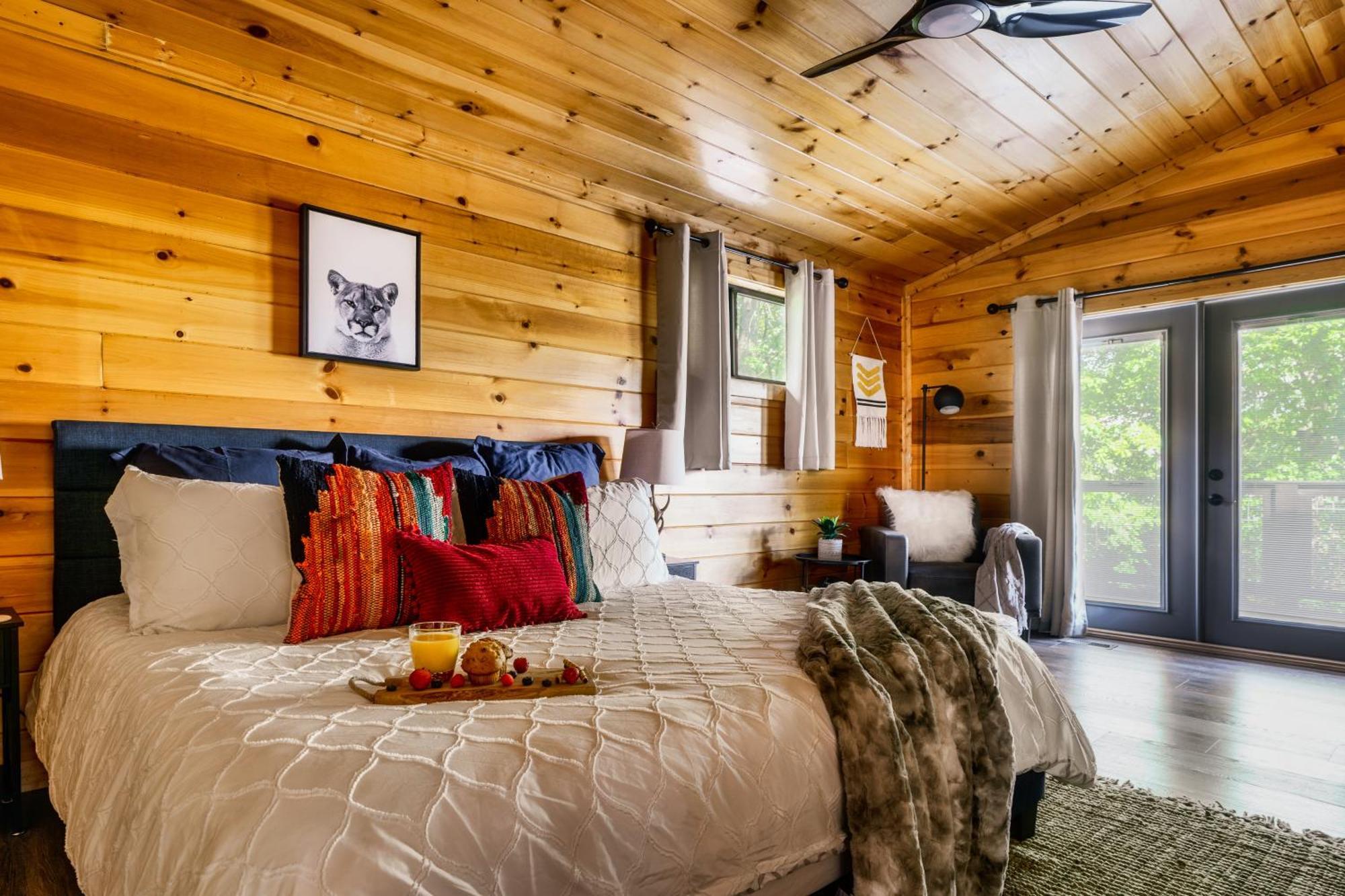 Woodhaven - Private - 3 - Gorgeous Views - 3 Pools - Gamerm - Hottub - Lots Of Bears Gatlinburg