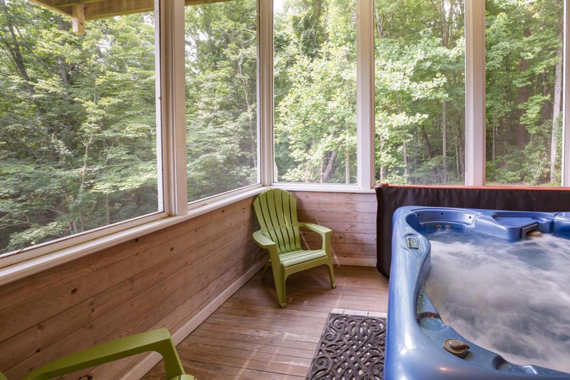 Beautiful Mountain Views And Privacy. Minutes To Downtown And National Park Gatlinburg
