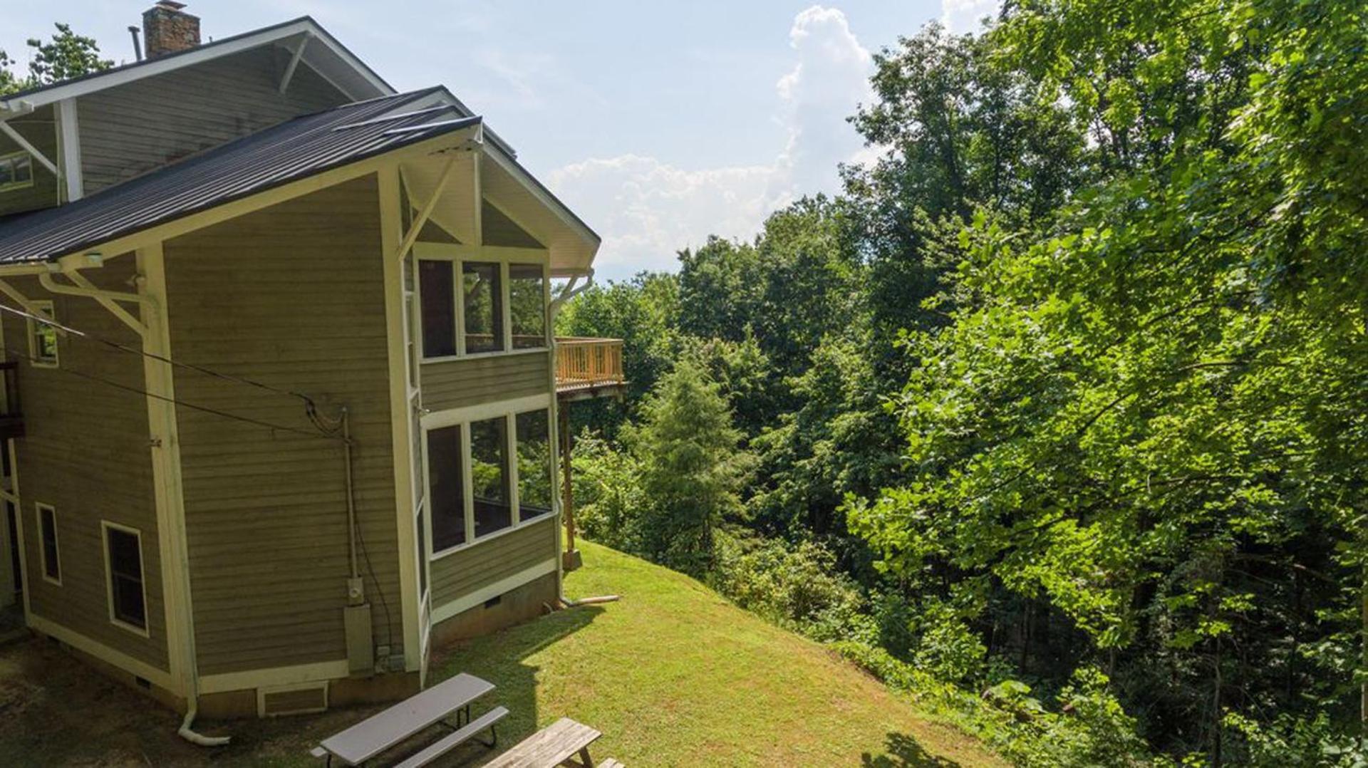 Beautiful Mountain Views And Privacy. Minutes To Downtown And National Park