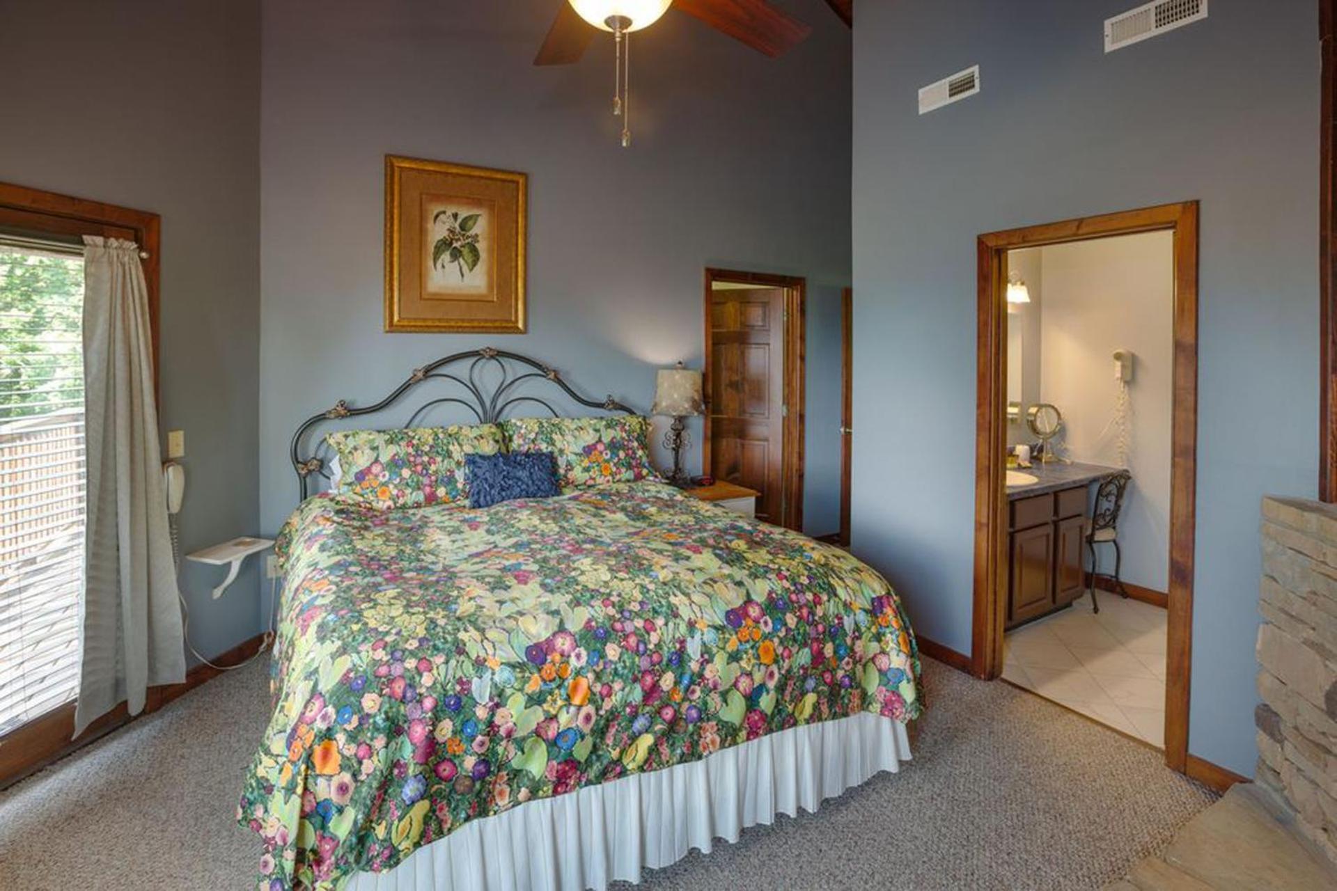 Beautiful Mountain Views And Privacy. Minutes To Downtown And National Park Chalet Gatlinburg