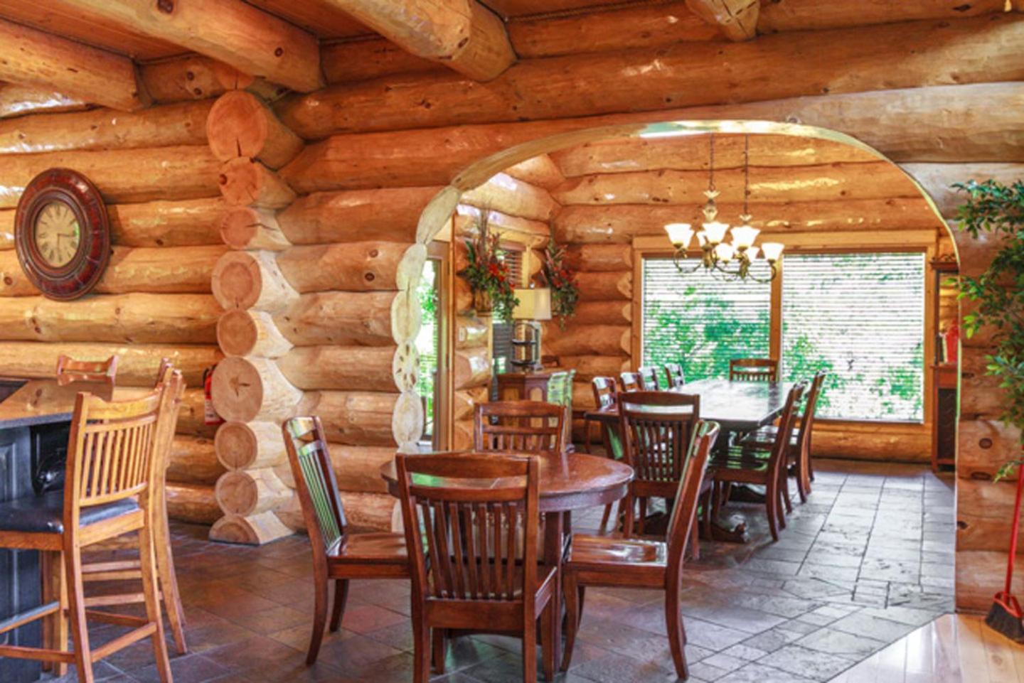 Big Bear Ridge Lodge: Mountain View Log Retreat Holiday home *