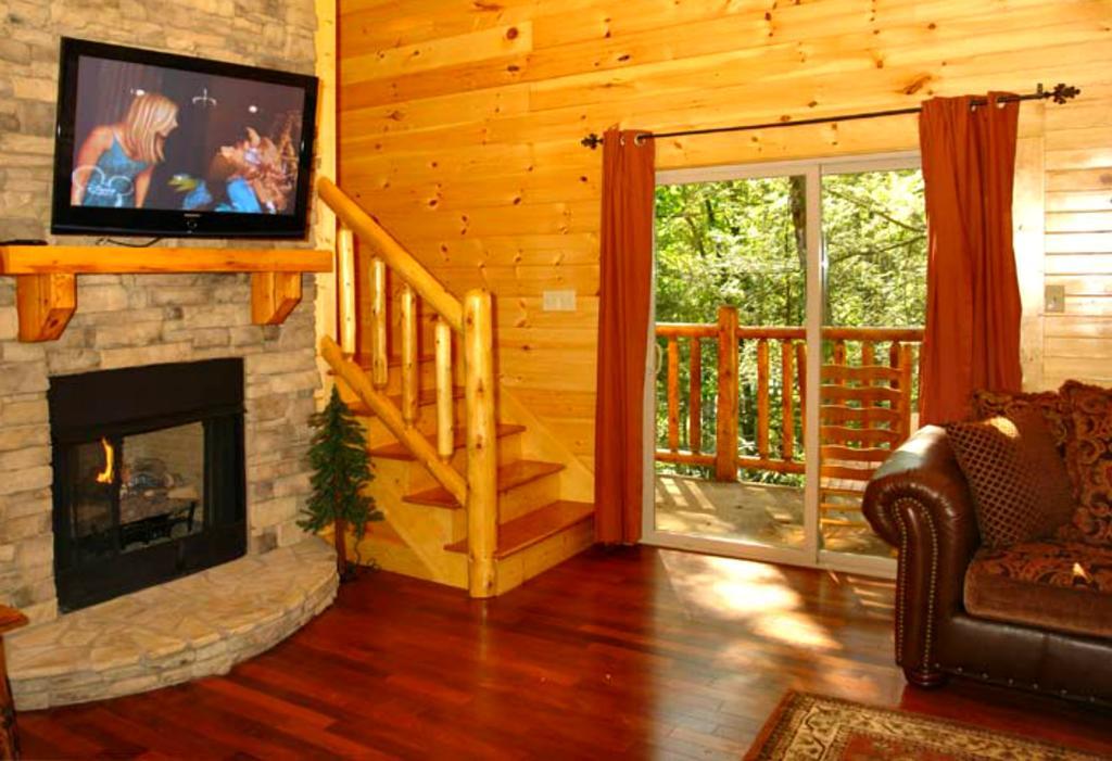 Summit Manor *