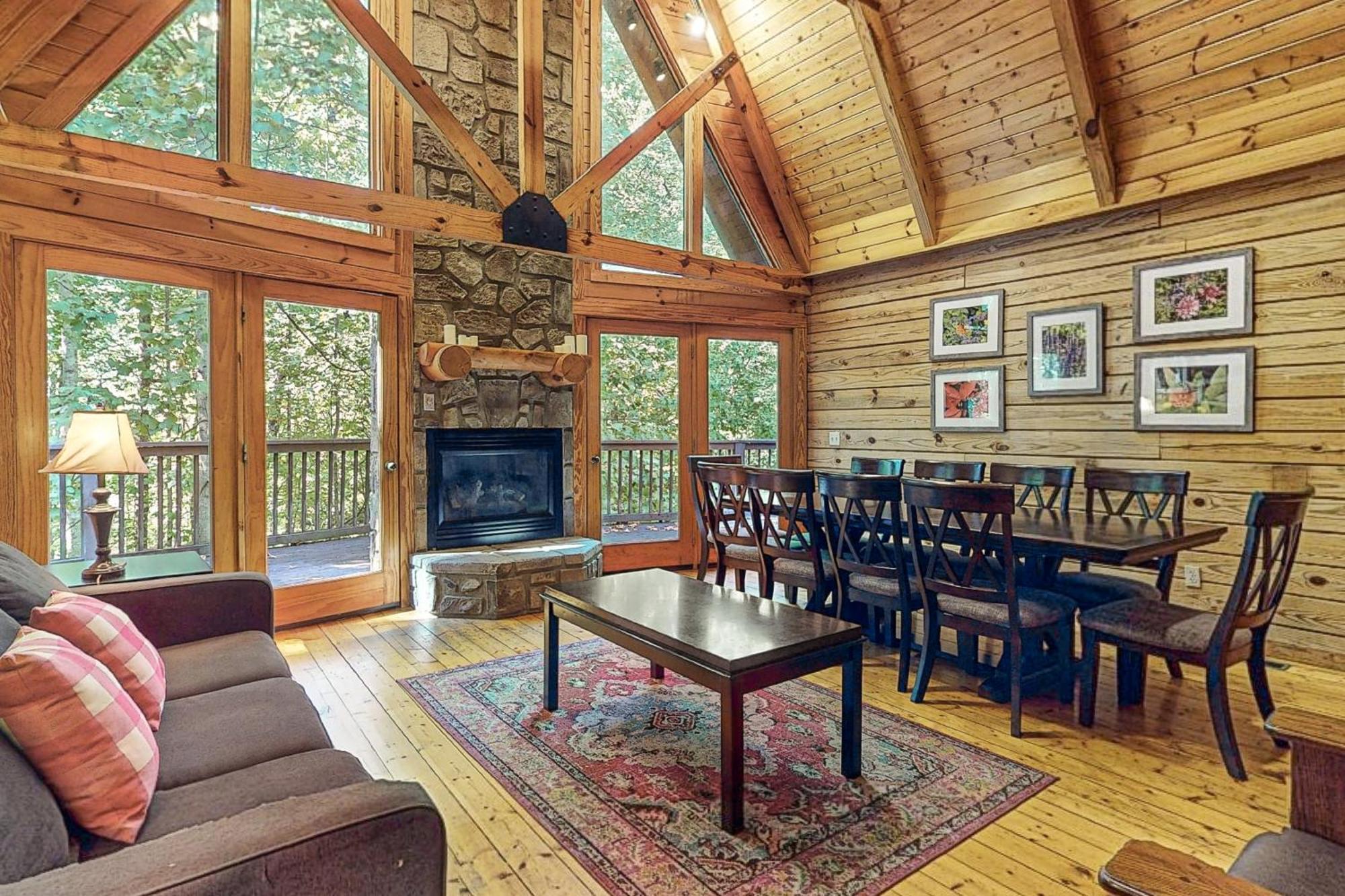 Woodland Hideaway Gatlinburg