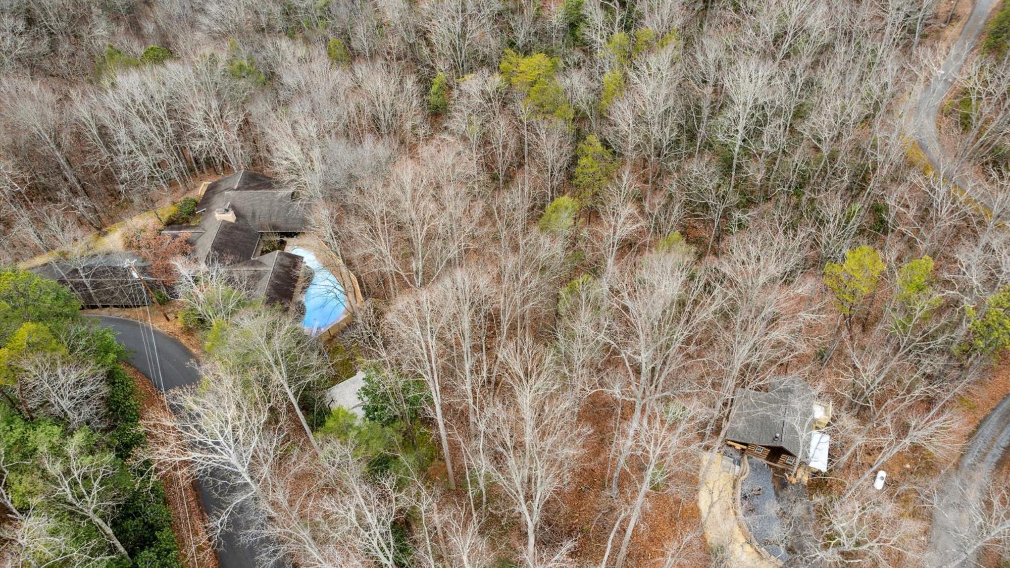 Smoky Speakeasy 2 2 Hot Tubs And Private Pool Gatlinburg