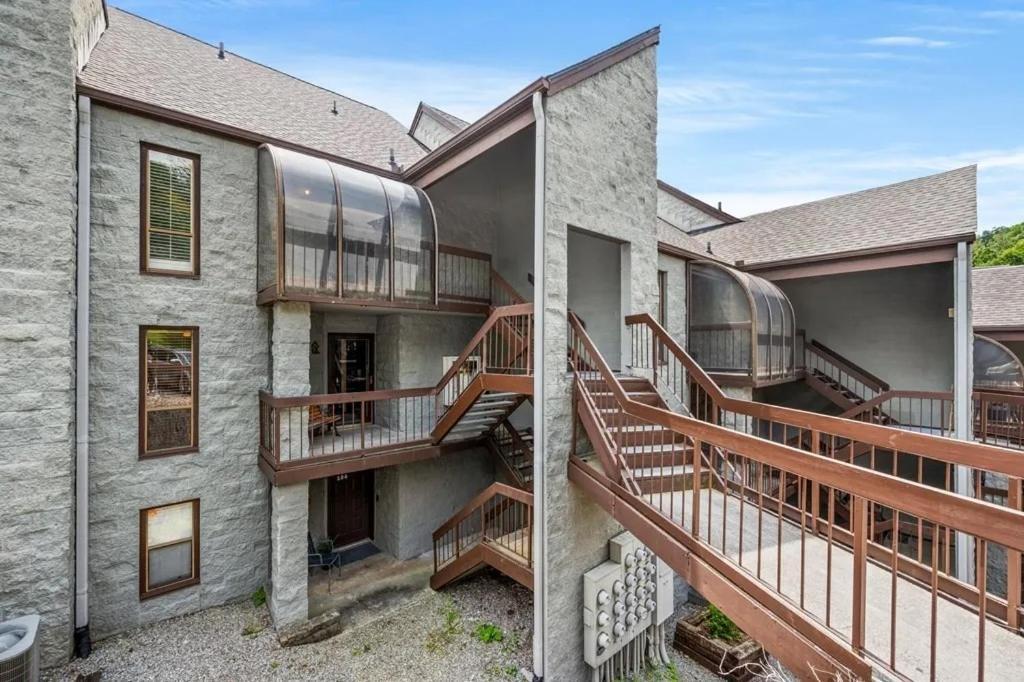 Views & Fireplace - Minutes To Gburg And Ober - Apartment *