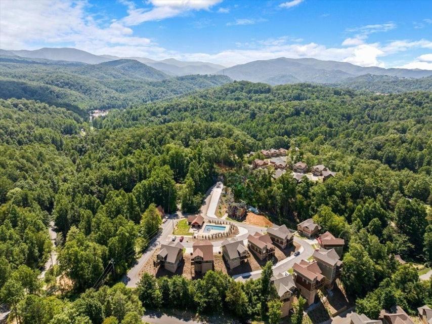 Chateau Bliss * Gatlinburg