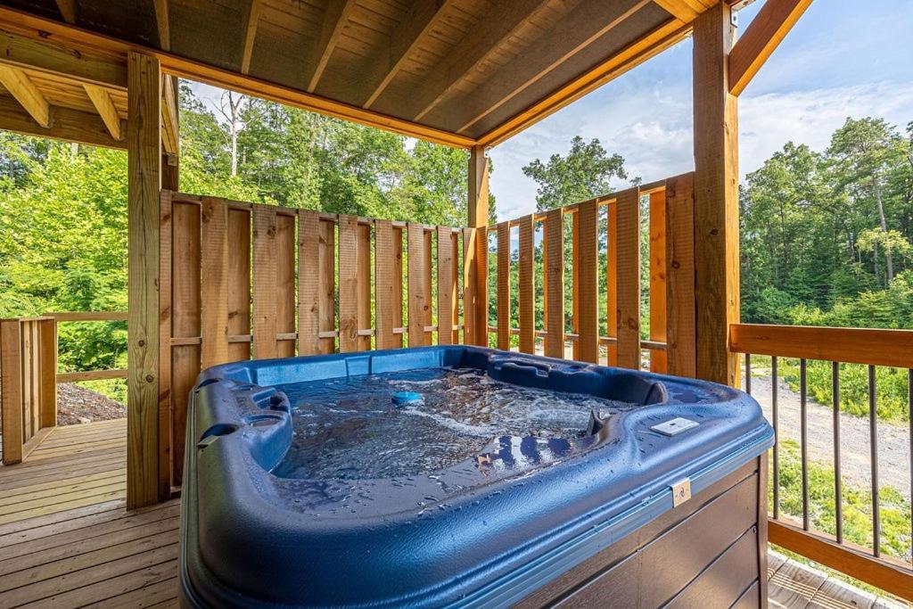 Brandon's Mountain Retreat Holiday home *