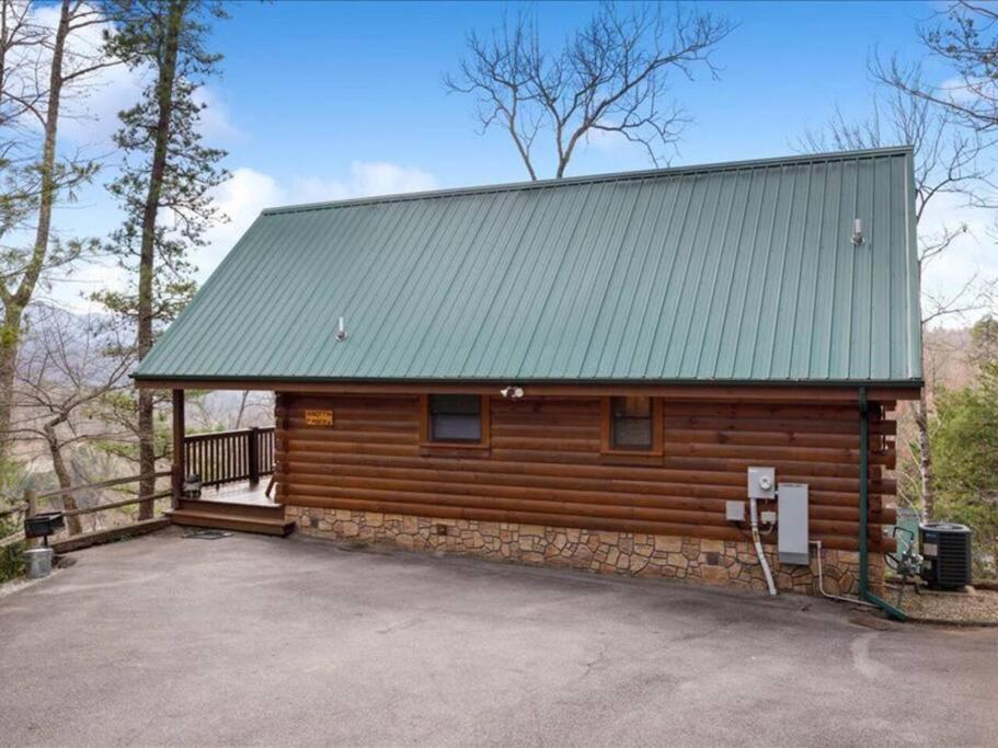 Breathtaking Views Of The Smokies, 3 Mins To Holiday home Gatlinburg