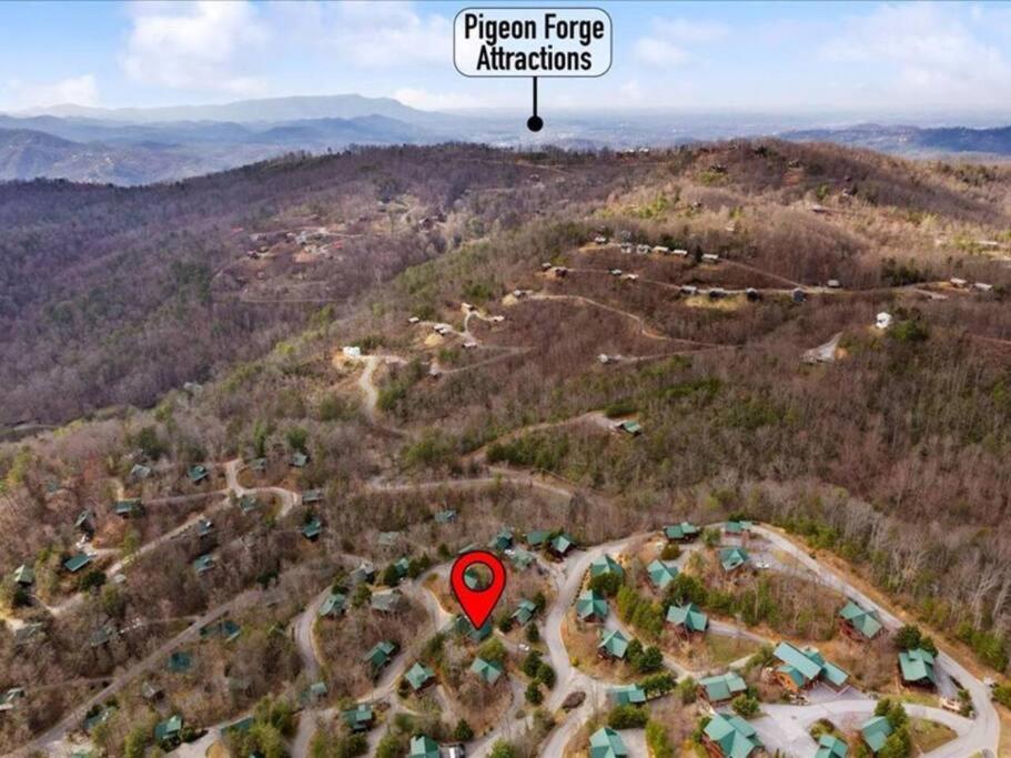 Breathtaking Views Of The Smokies, 3 Mins To Holiday home Gatlinburg