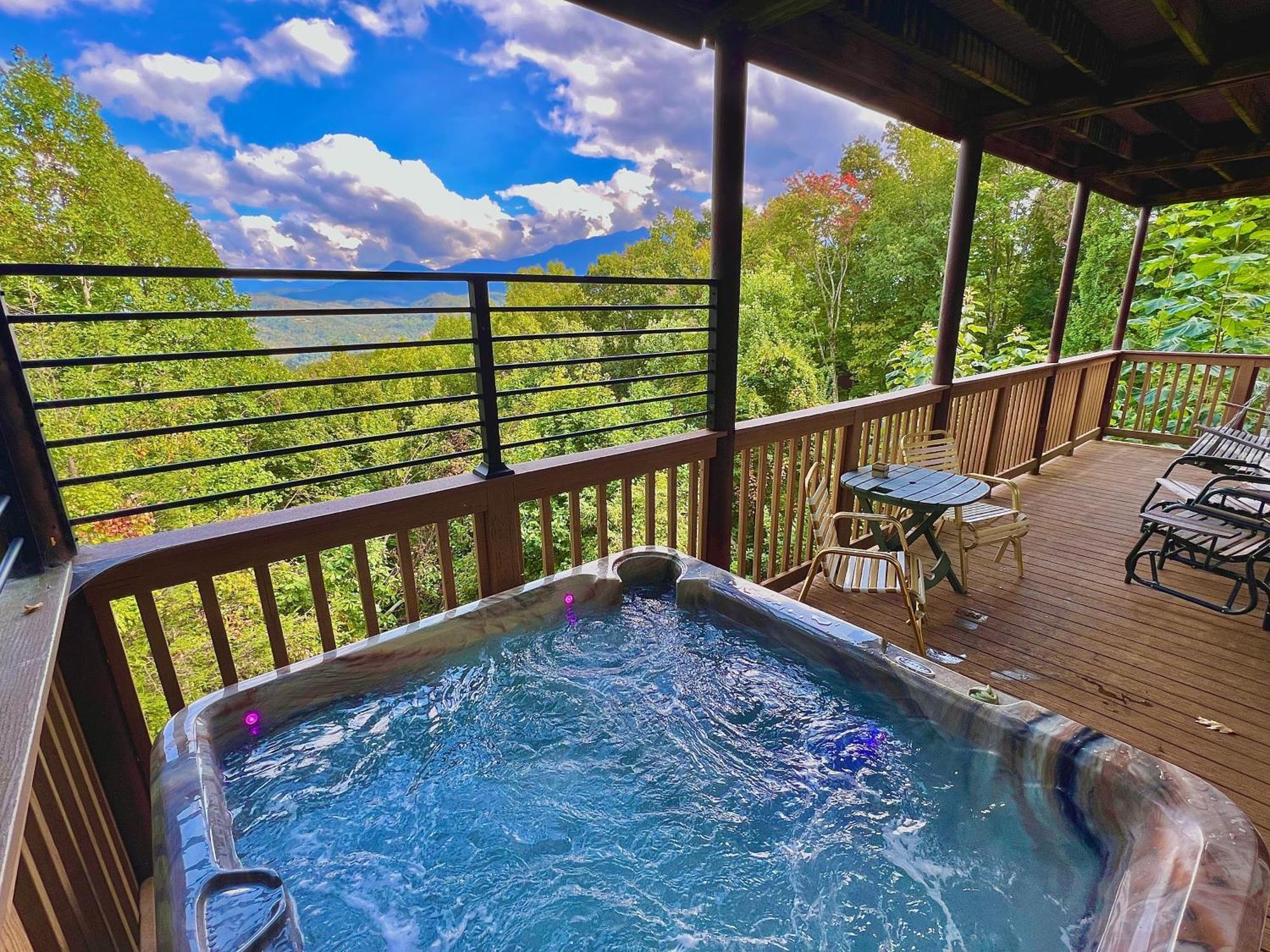 Bear Cave Holiday home