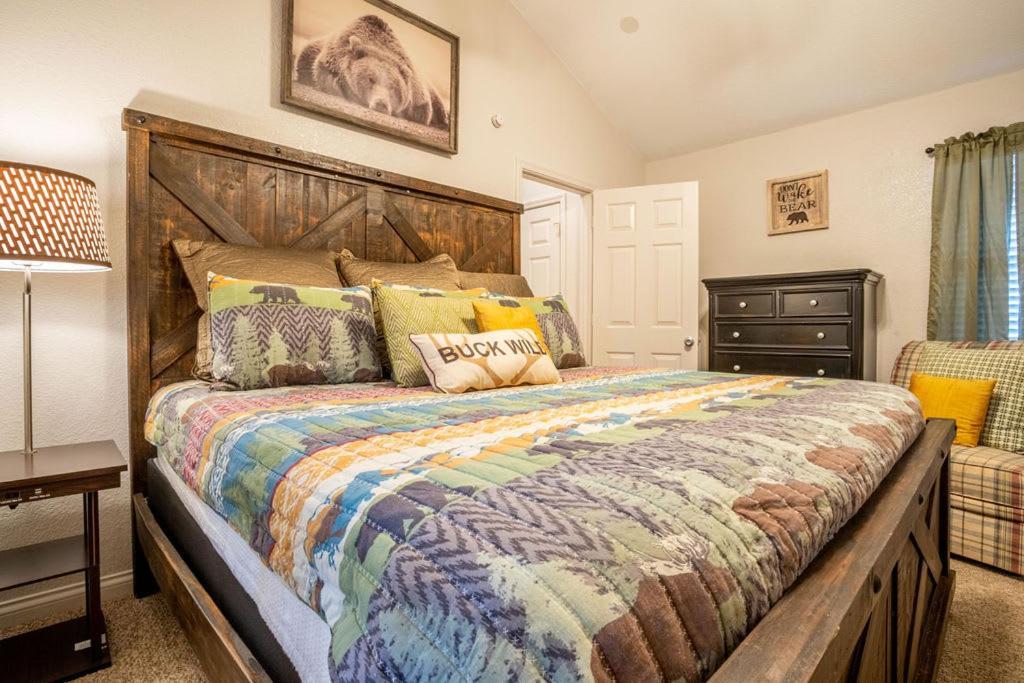 Holiday home Sasquatch B Sleeps 11 Gatlinburg