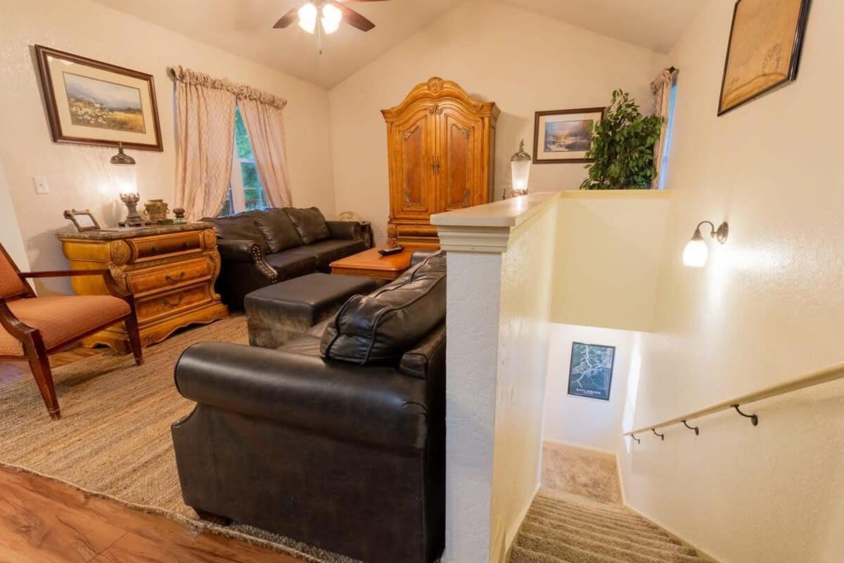 Sasquatch D Holiday home