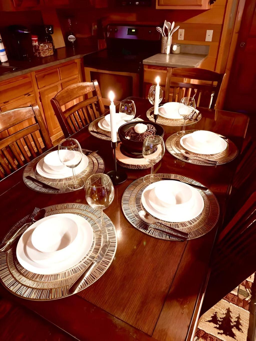 Prime Mountain - Near Galinburg Downtown Holiday home *