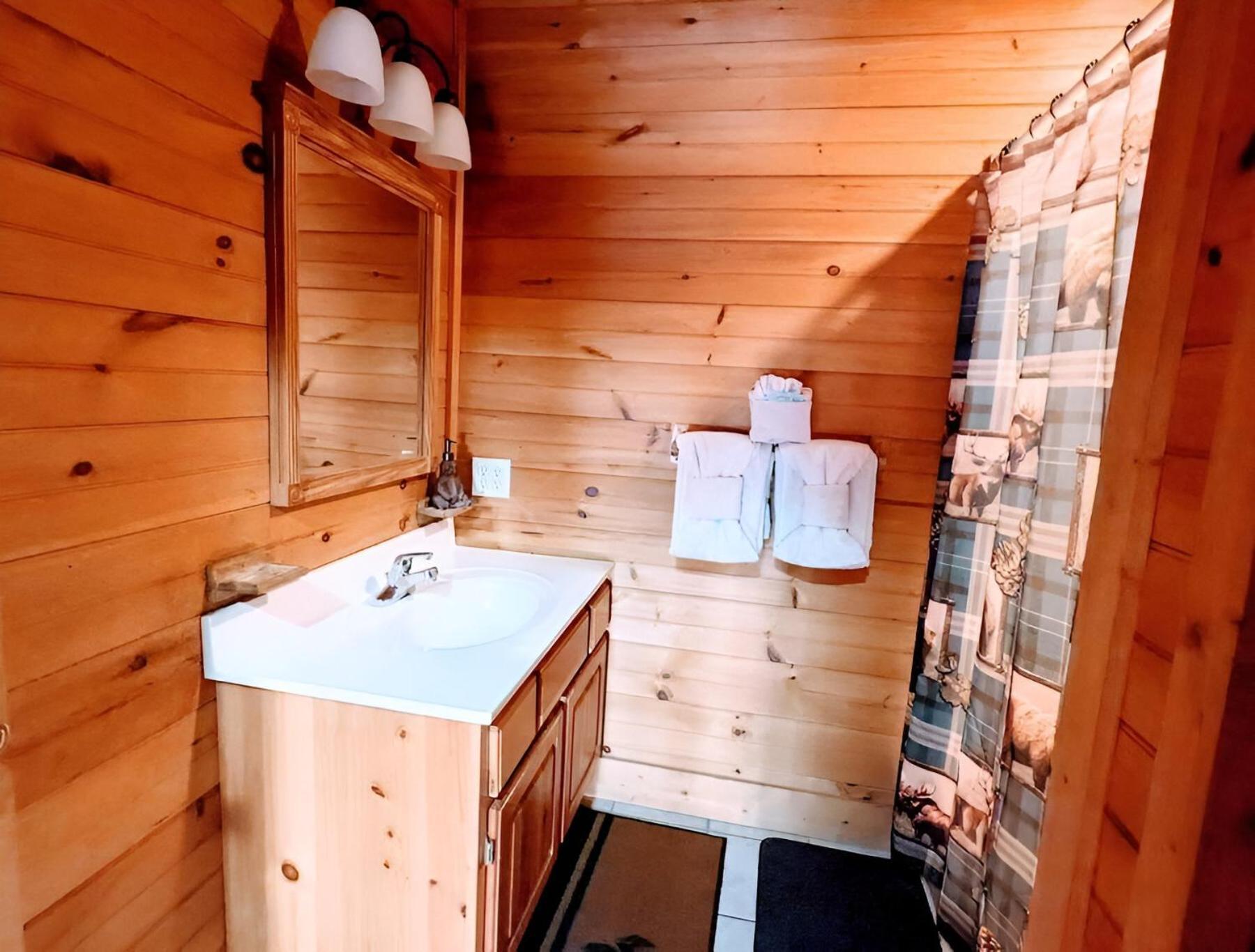 Holiday home Prime Mountain - Near Galinburg Downtown
