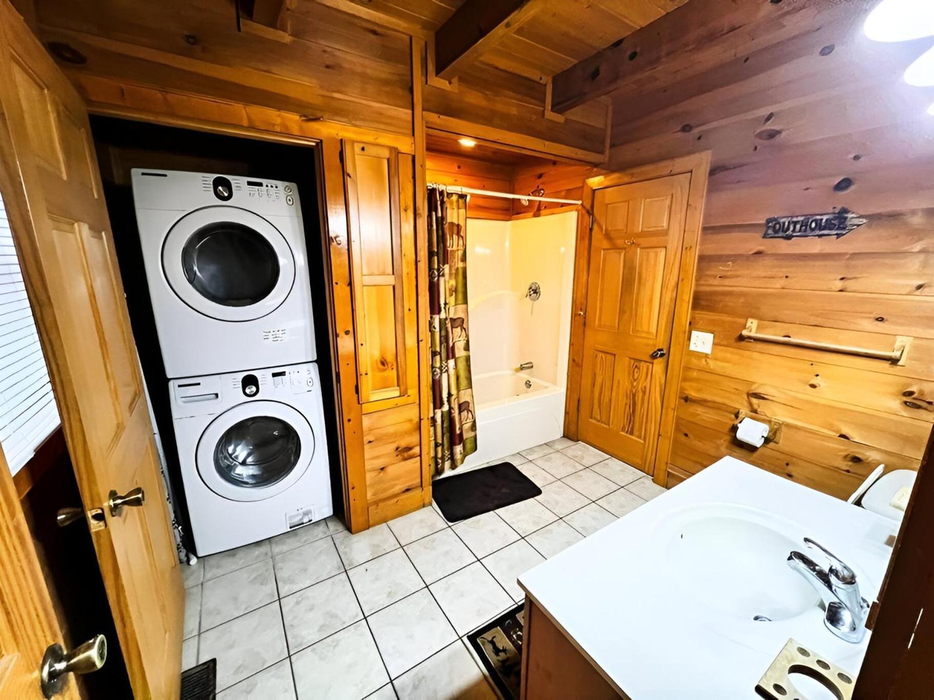 Holiday home Prime Mountain - Near Galinburg Downtown Gatlinburg