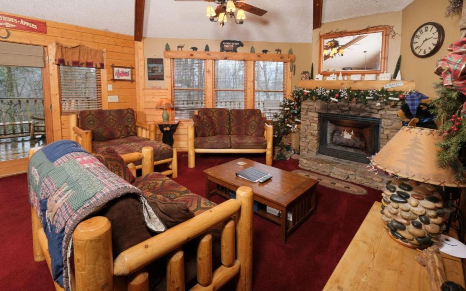 Country Cozy * Gatlinburg