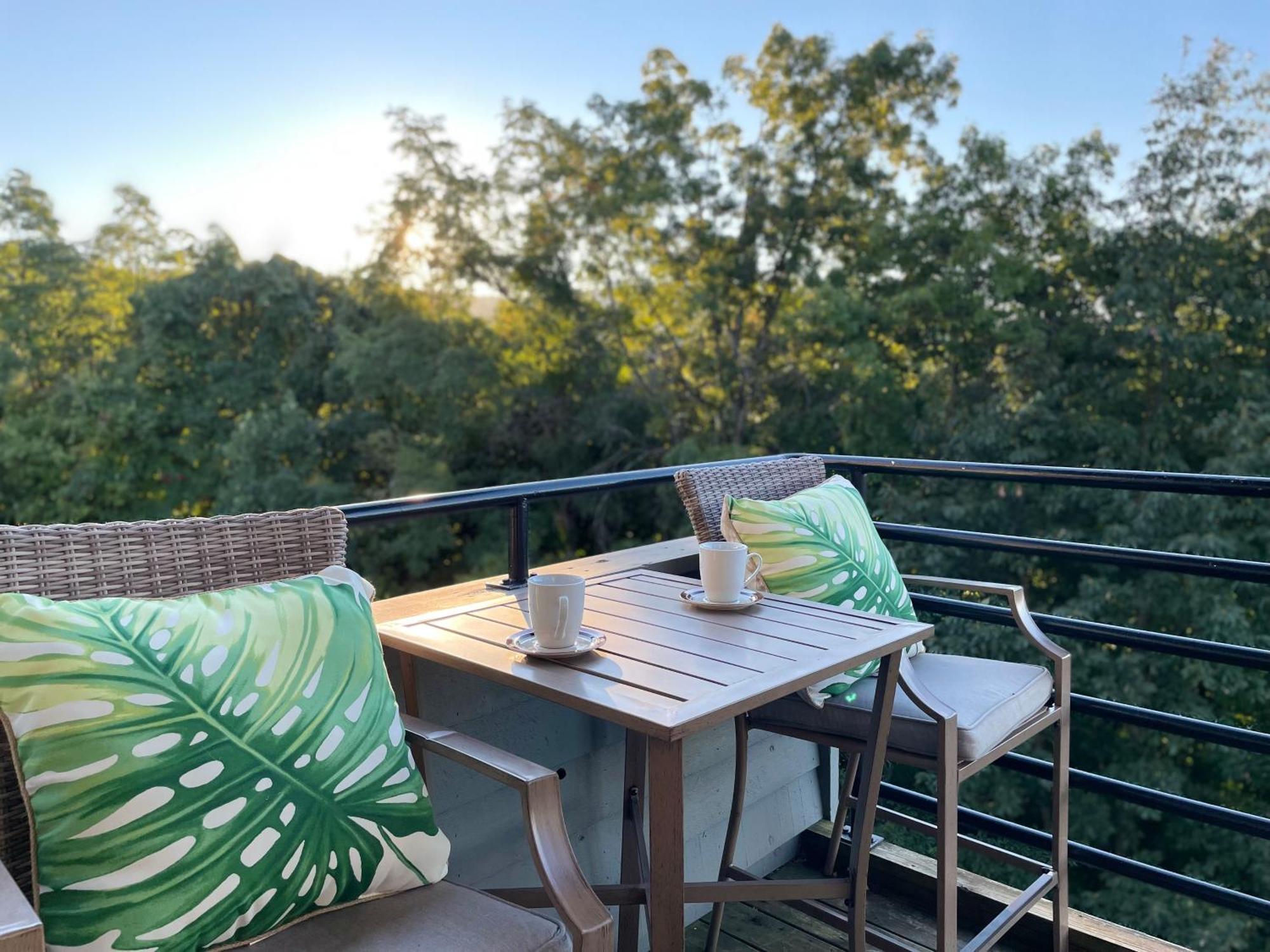Summit Getaway For 2 With Amazing View! * Gatlinburg