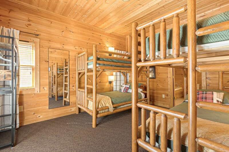Holiday home Movie Theater Hot Tub View Mountain Escape