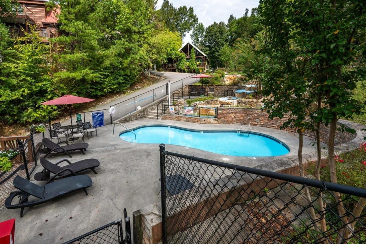 Movie Theater Hot Tub View Mountain Escape Holiday home *