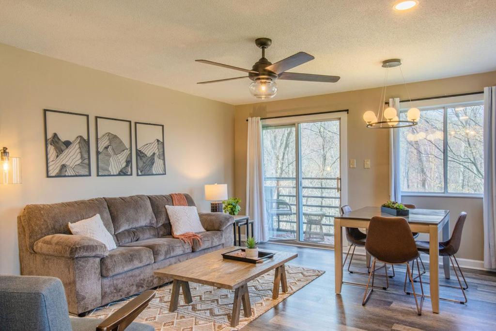 Apartment Bear Show 1st Floor 2br * Family Pools Wifi