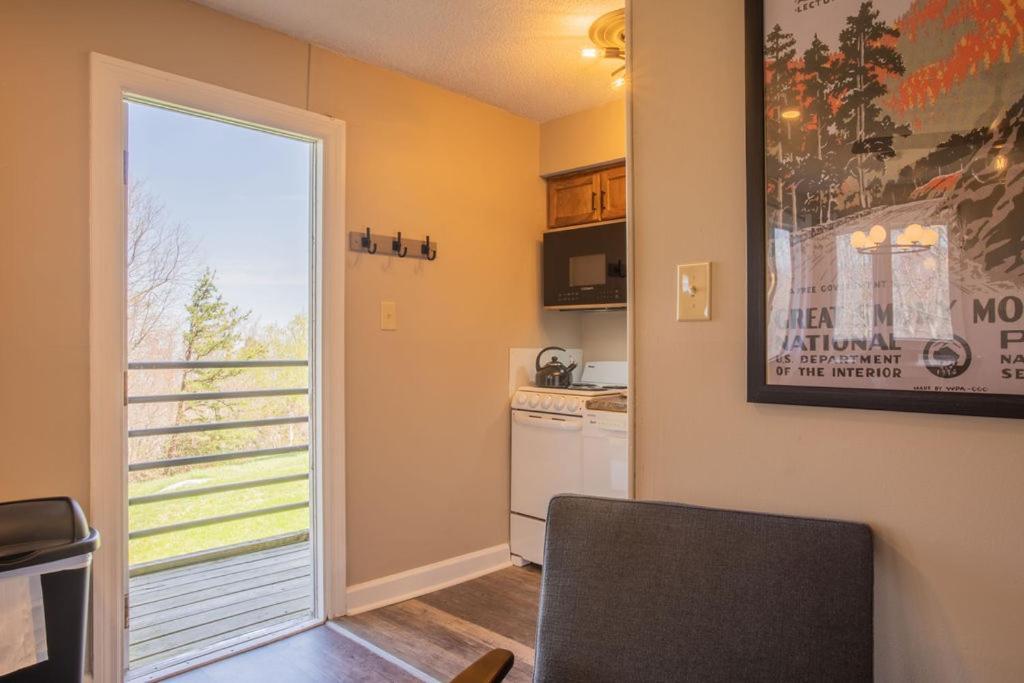 Bear Show 1st Floor 2br * Family Pools Wifi
