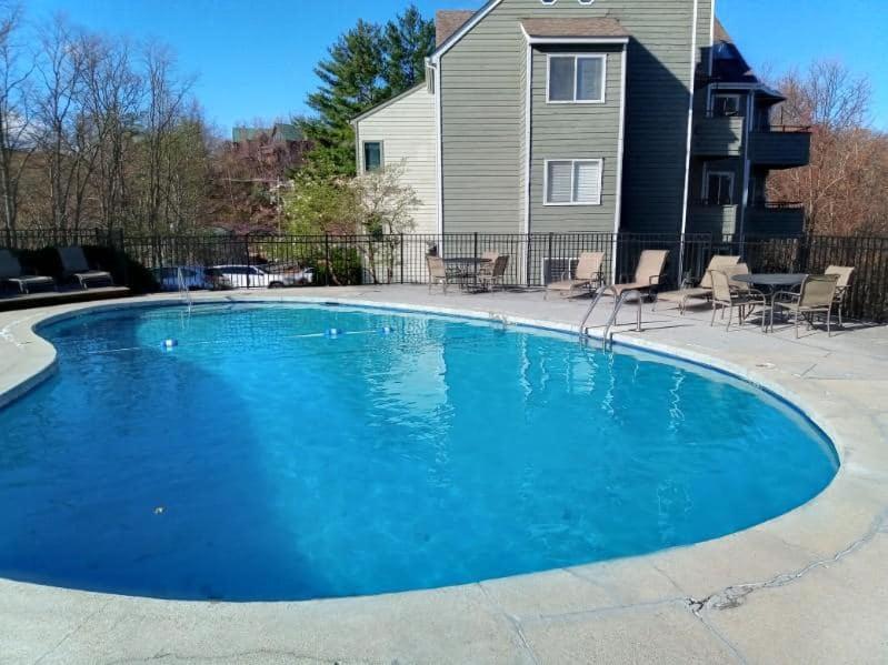 Bear Show 1st Floor 2br * Family Pools Wifi