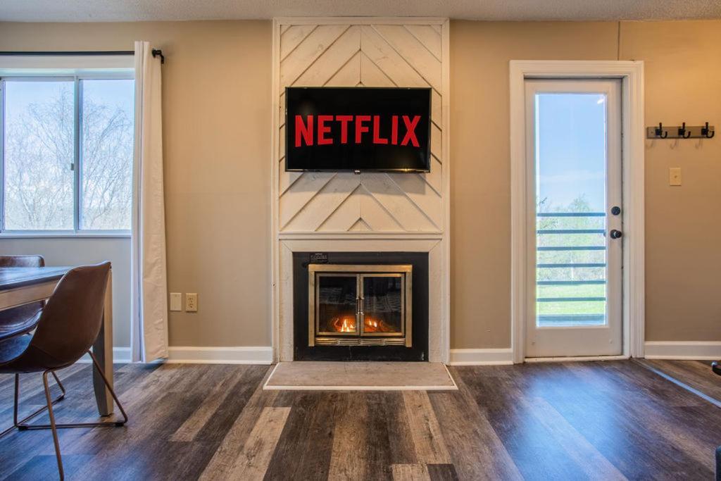 Apartment Bear Show 1st Floor 2br * Family Pools Wifi *