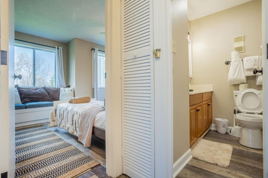 Bear Show 1st Floor 2br * Family Pools Wifi Apartment *